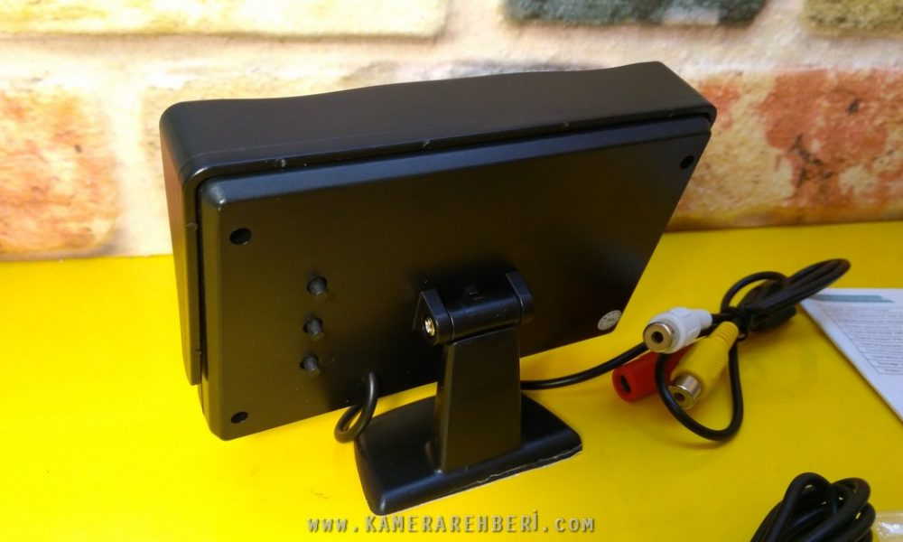 ekranli-geri-gorus-kamerasi008